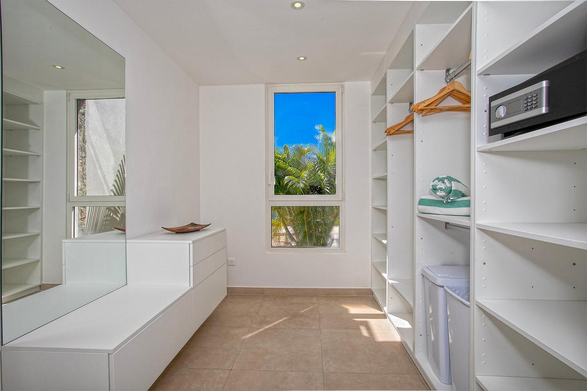 Location villa St Martin - Dressing chambre 3
